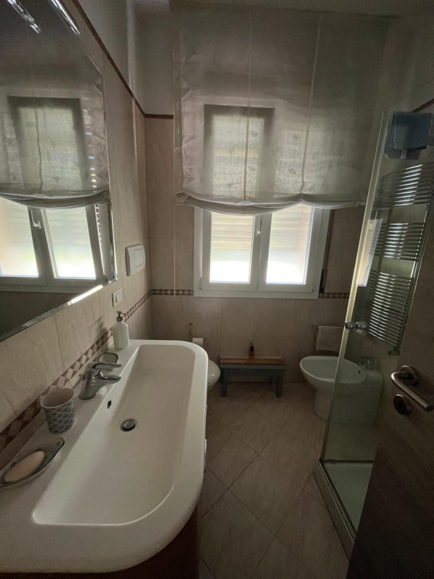 Residenza Delle Farfalle-Tripla Con Bagno Privato E Matrimoniale Con Bagno Condiviso Padua Exterior foto