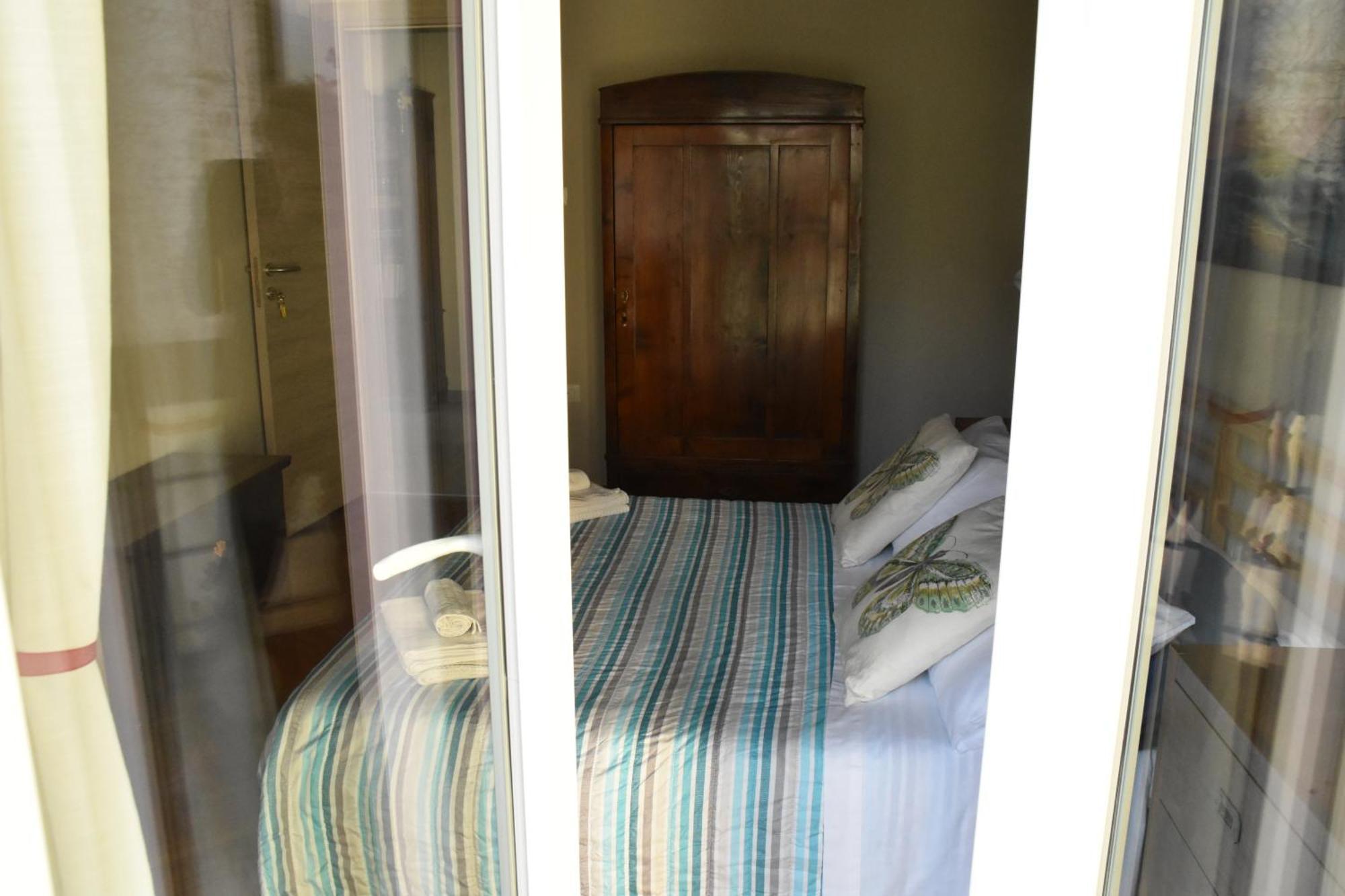 Residenza Delle Farfalle-Tripla Con Bagno Privato E Matrimoniale Con Bagno Condiviso Padua Exterior foto